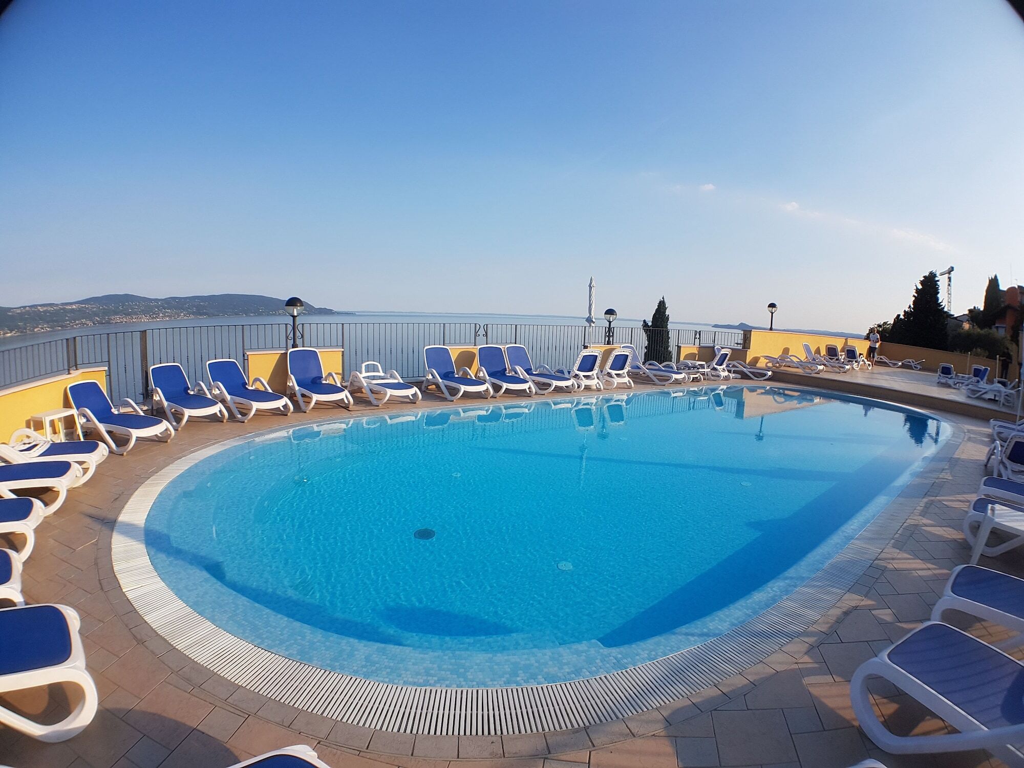 All Inclusive Hotel Piccolo Paradiso Toscolano Maderno Exteriör bild